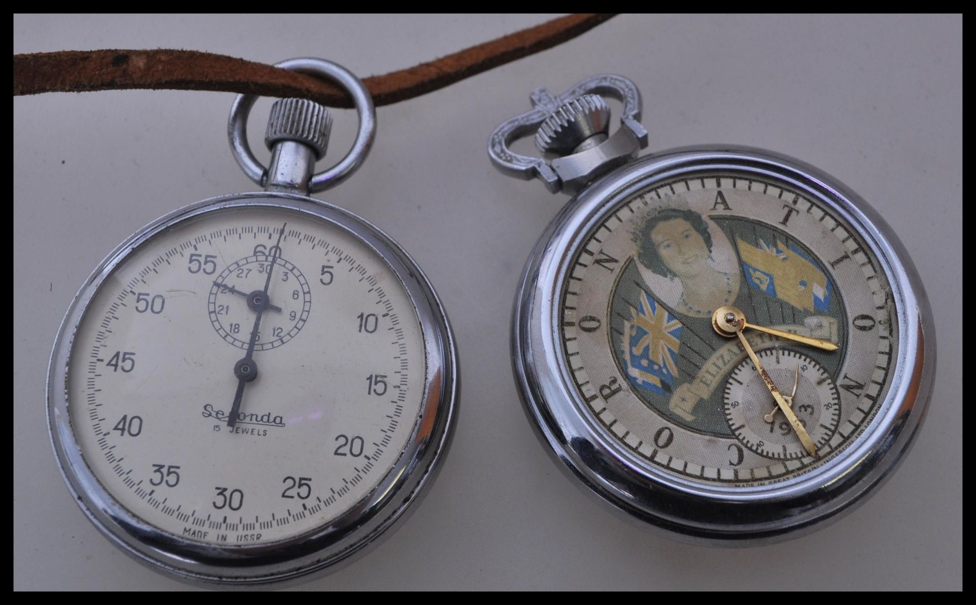Two vintage early 20th Century pocket watches / stop clocks consisting of a Sekonda 15 jewel