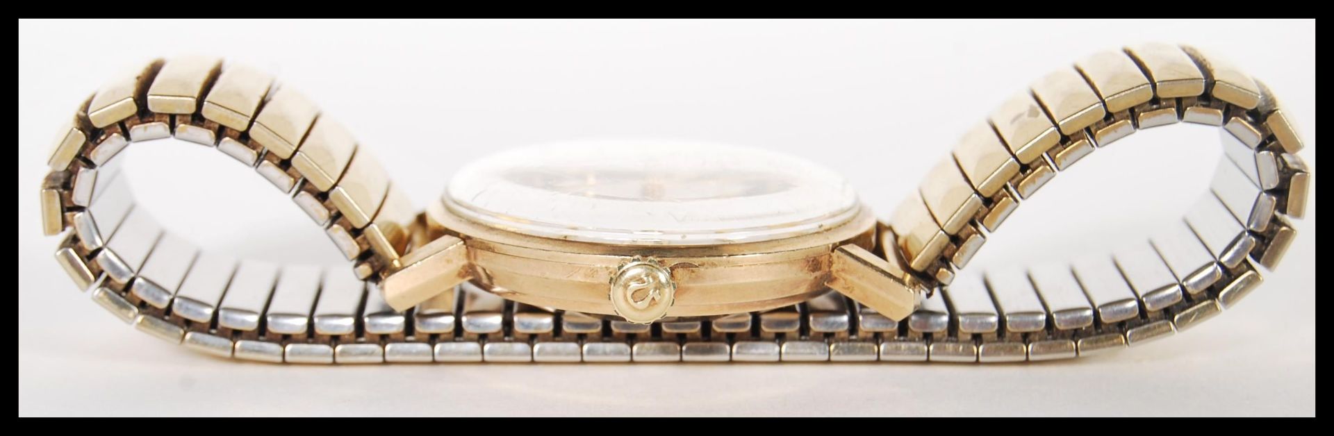 A vintage mid 20th Century 1960's 9ct gold Omega Speedmaster De Ville wrist watch having a - Bild 4 aus 4