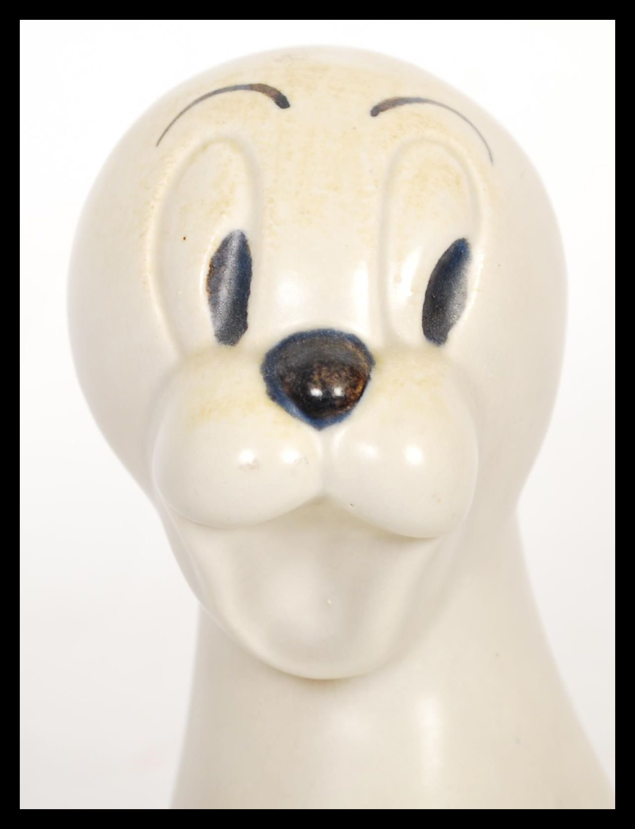 An early 20th Century Art Deco Wade Heath Walt Disney ceramic figurine of Sammy the Seal in the rare - Image 2 of 4