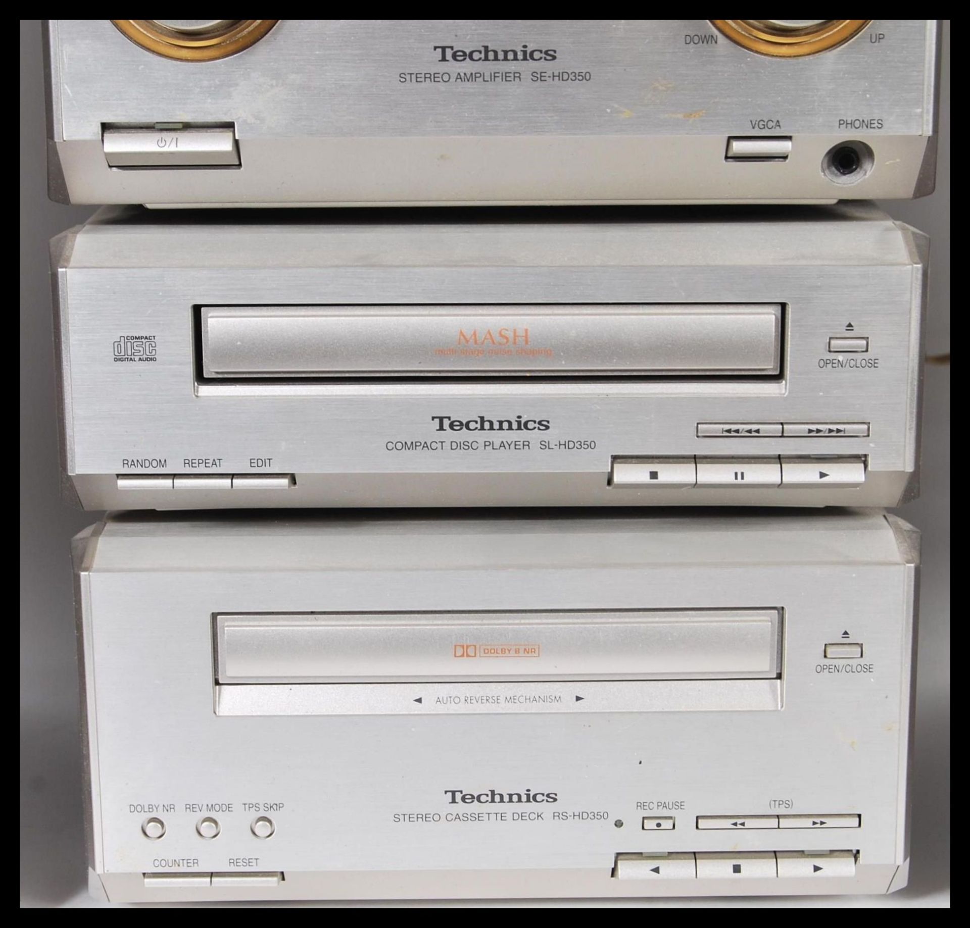 A 20th Century Technics separates stacking music system consisting of CD player, radio receiver, - Bild 3 aus 5