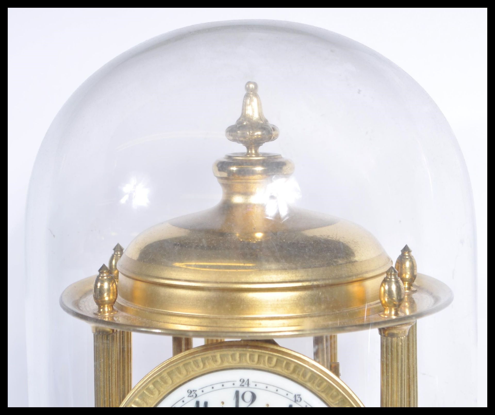 A large 19th Century Victorian glass domed anniversary clock raised on gilt brass circular base with - Bild 5 aus 7