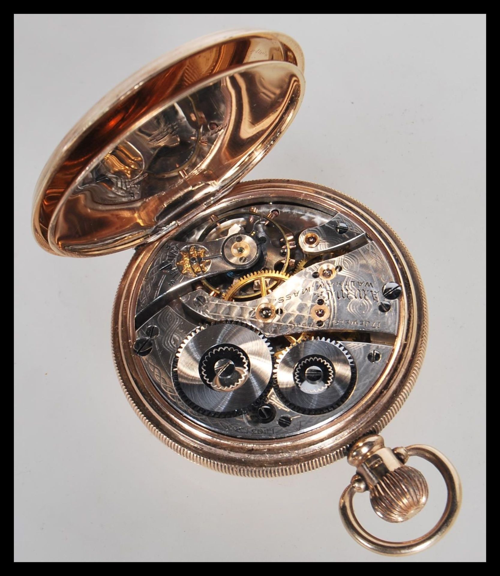 A hallmarked 9ct gold half hunter pocket watch by Waltham USA having a white enamelled dial with - Bild 4 aus 6