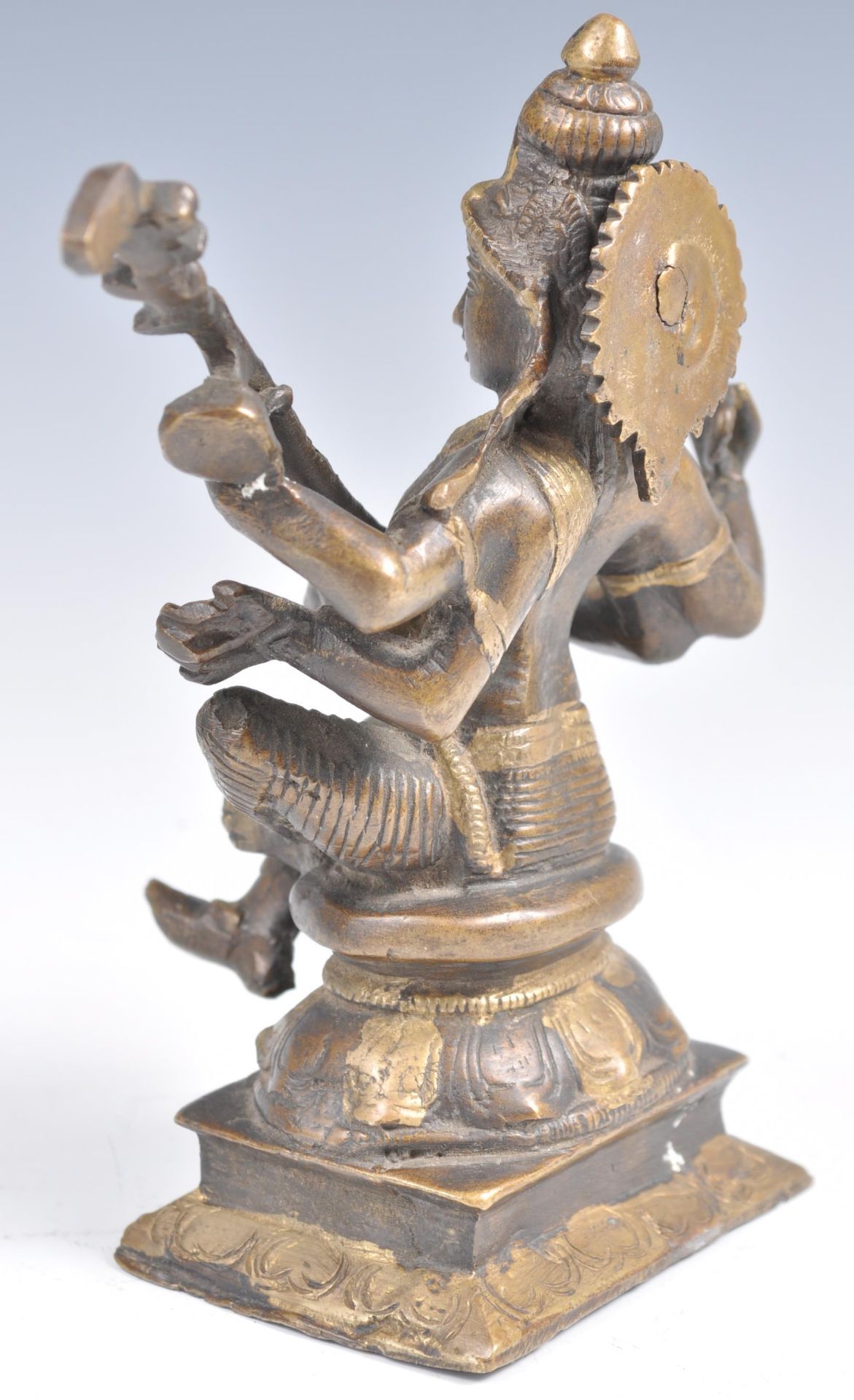 HINDU INDIAN BRONZE FIGURINE OF SARASWATI - Bild 3 aus 5