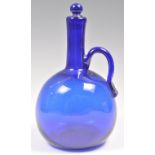 AN EARLY 19TH CENTURY GEORGIAN BRISTOL BLUE GLASS DRINKS FLAGON