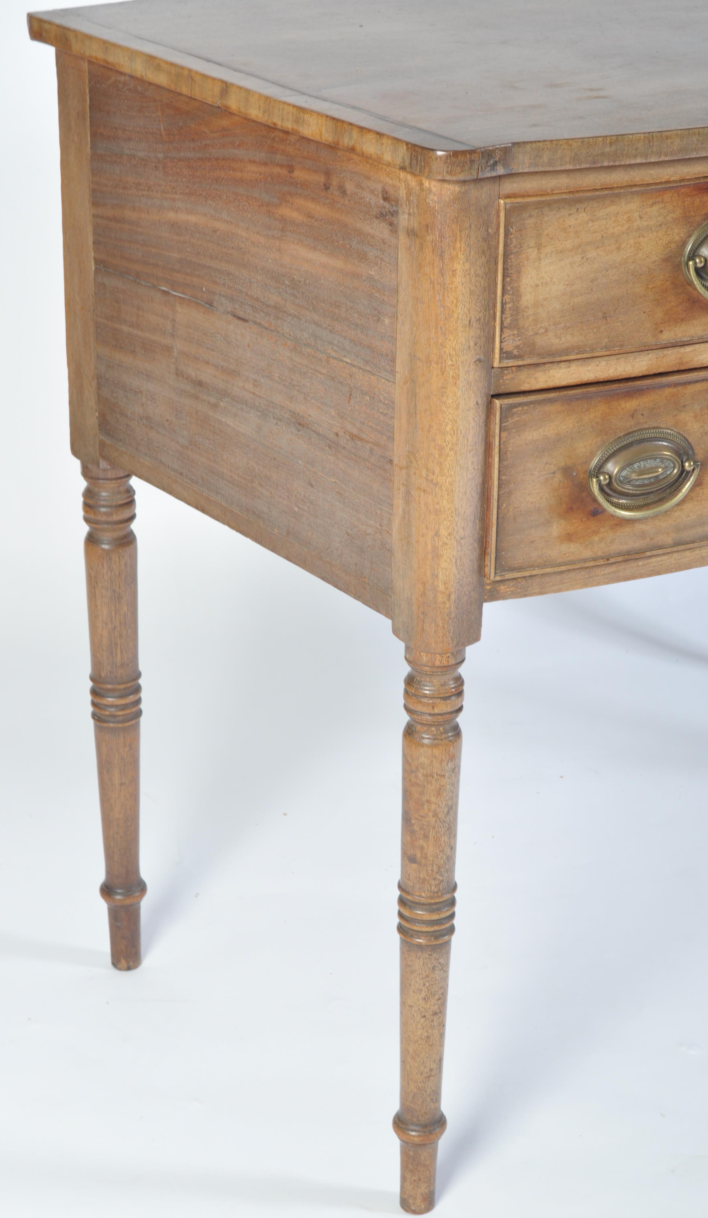 19TH CENTURY GEORGE III MAHOGANY KNEEHOLE SIDEBOARD SERVER - Image 3 of 8