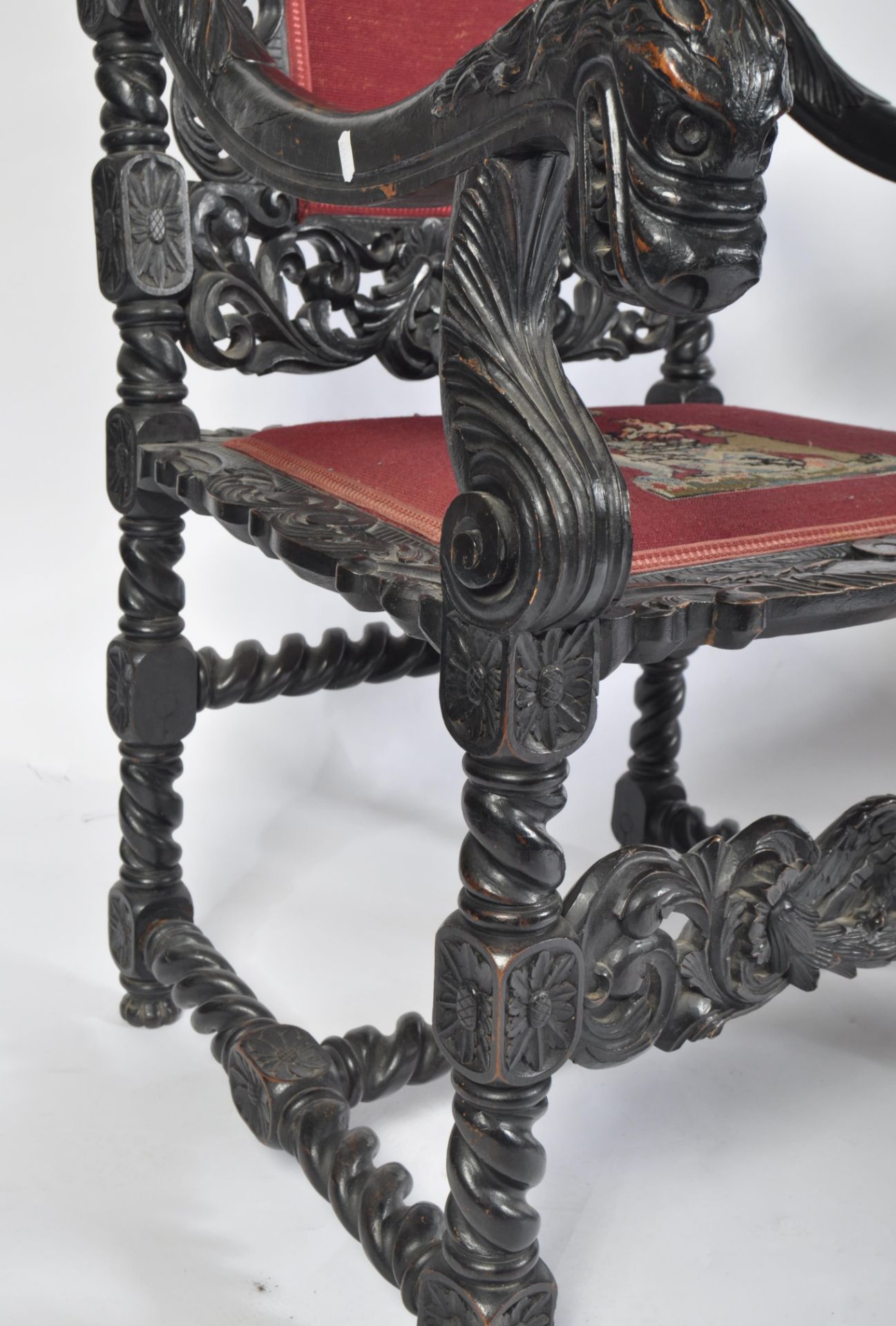 PAIR 19TH CENTURY CAROLEAN MANNER OAK EBONISED THRONE CHAIRS - Bild 12 aus 13