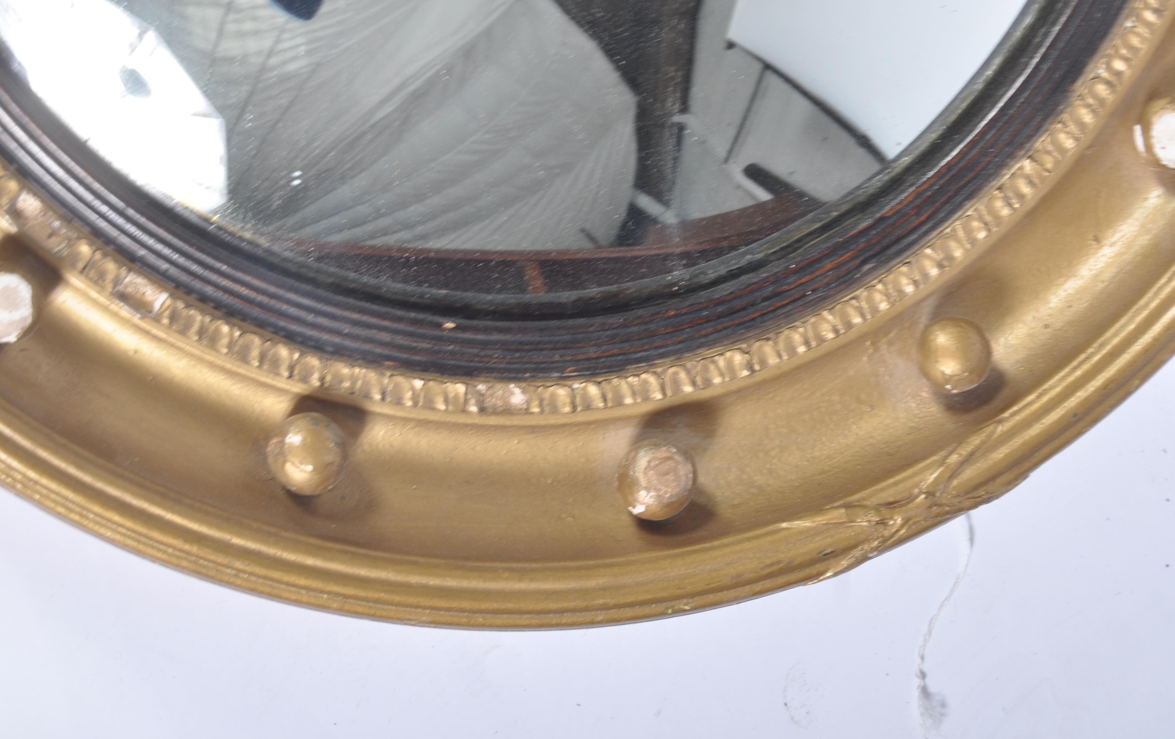 19TH CENTURY REGENCY GILTWOOD & COMPOSITE CONVEX WALL MIRROR - Image 3 of 6