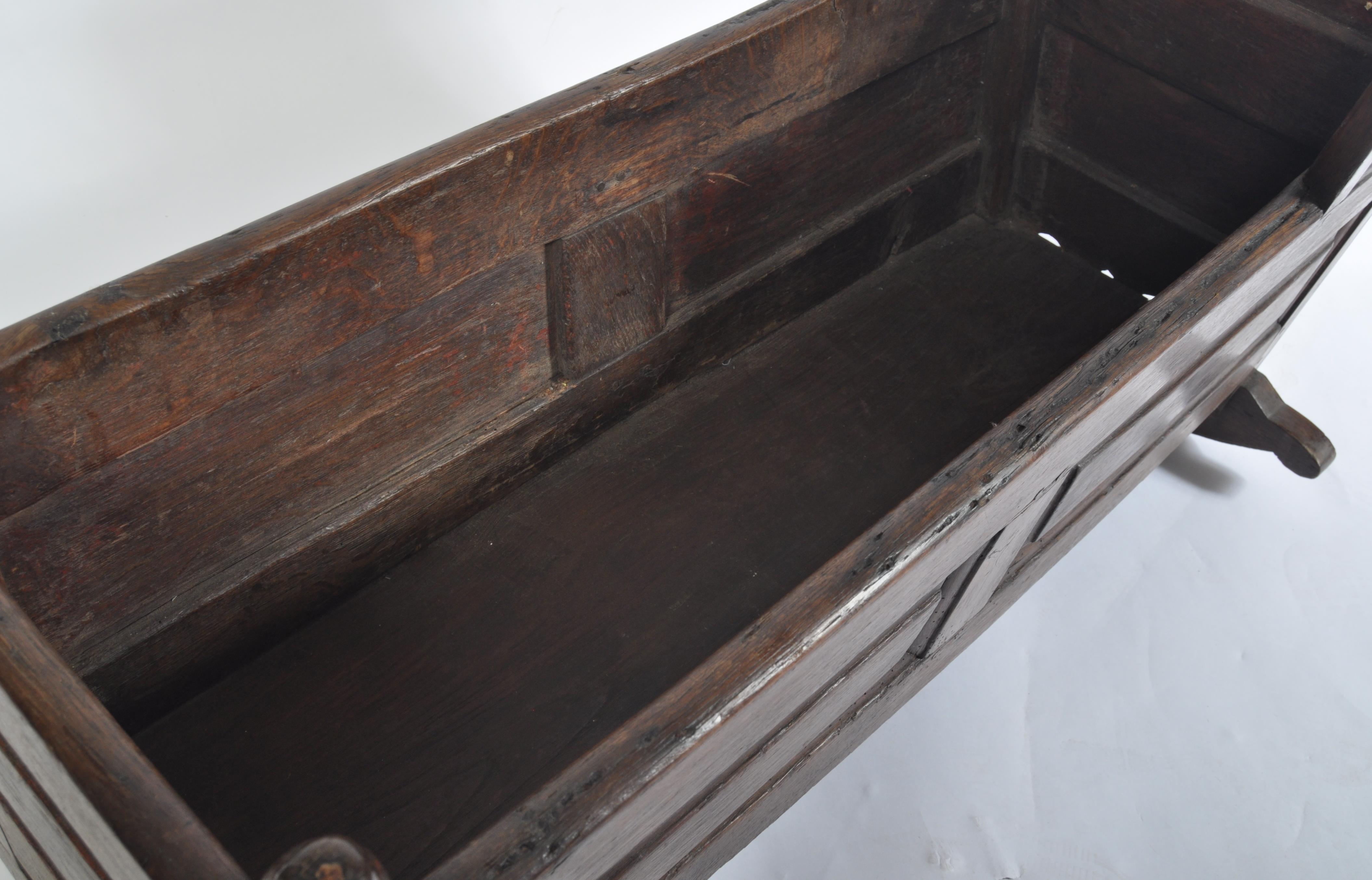 18TH CENTURY CARVED COUNTRY OAK CHILD CRIB - ROCKING BED - Image 5 of 5