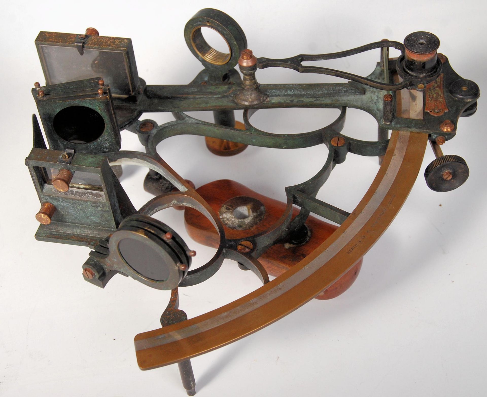 HEATH AND CO LONDON MARK III SEXTANT IN FITTED CAS - Bild 8 aus 12