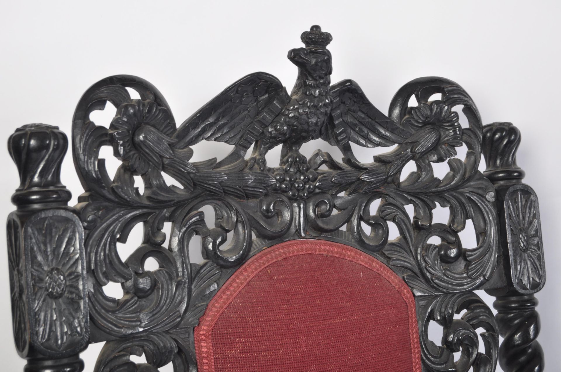 PAIR 19TH CENTURY CAROLEAN MANNER OAK EBONISED THRONE CHAIRS - Bild 10 aus 13