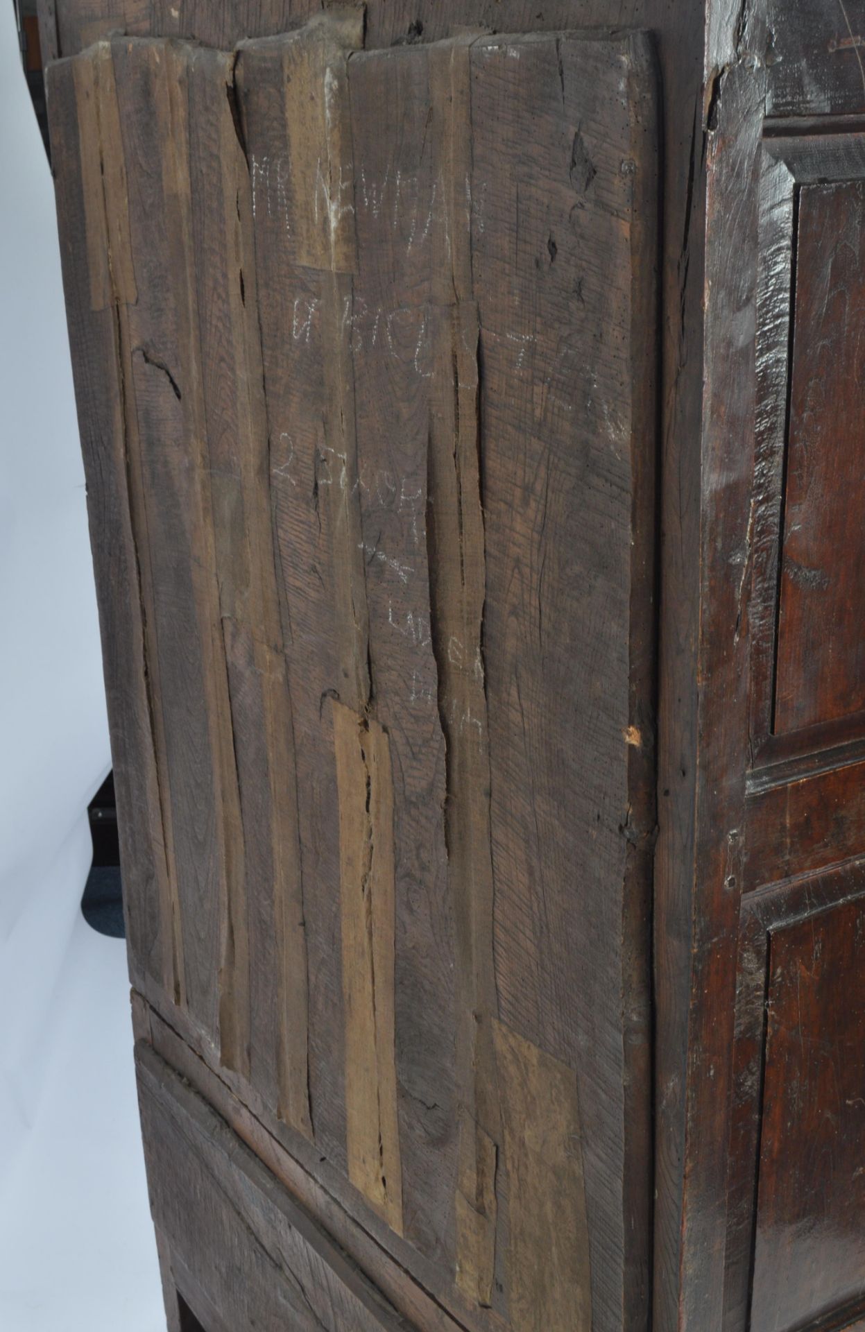 17TH / 18TH CENTURY COUNTRY OAK LIVERY CUPBOARD - Bild 10 aus 10