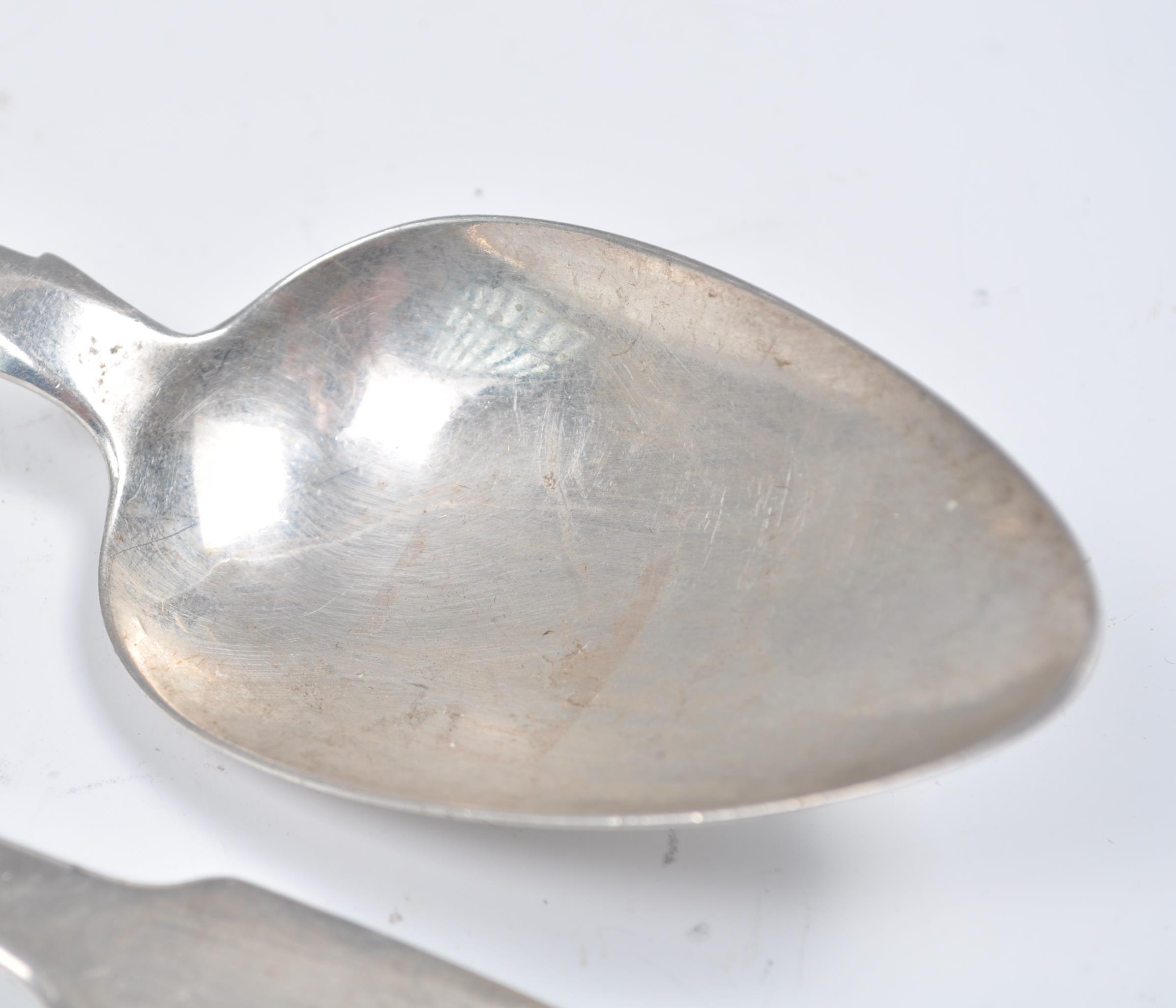 PAIR IRISH GEORGE III 1804 SILVER HALLMARKED DUBLIN TABLE SPOONS - Image 3 of 7