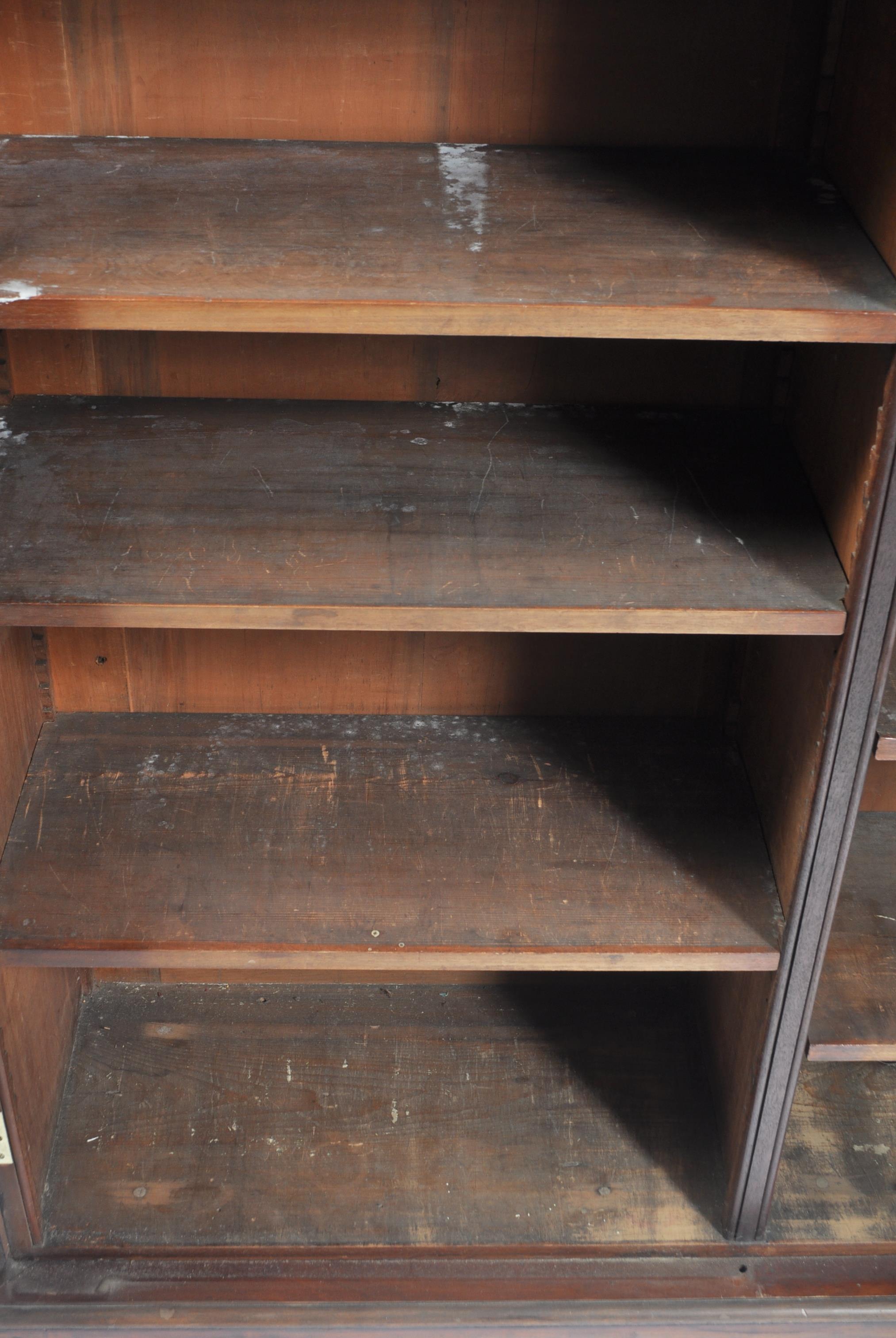 LARGE MAHOGANY 19TH CENTURY VICTORIAN LIBRARY BOOKCASE CABINET - Image 5 of 7