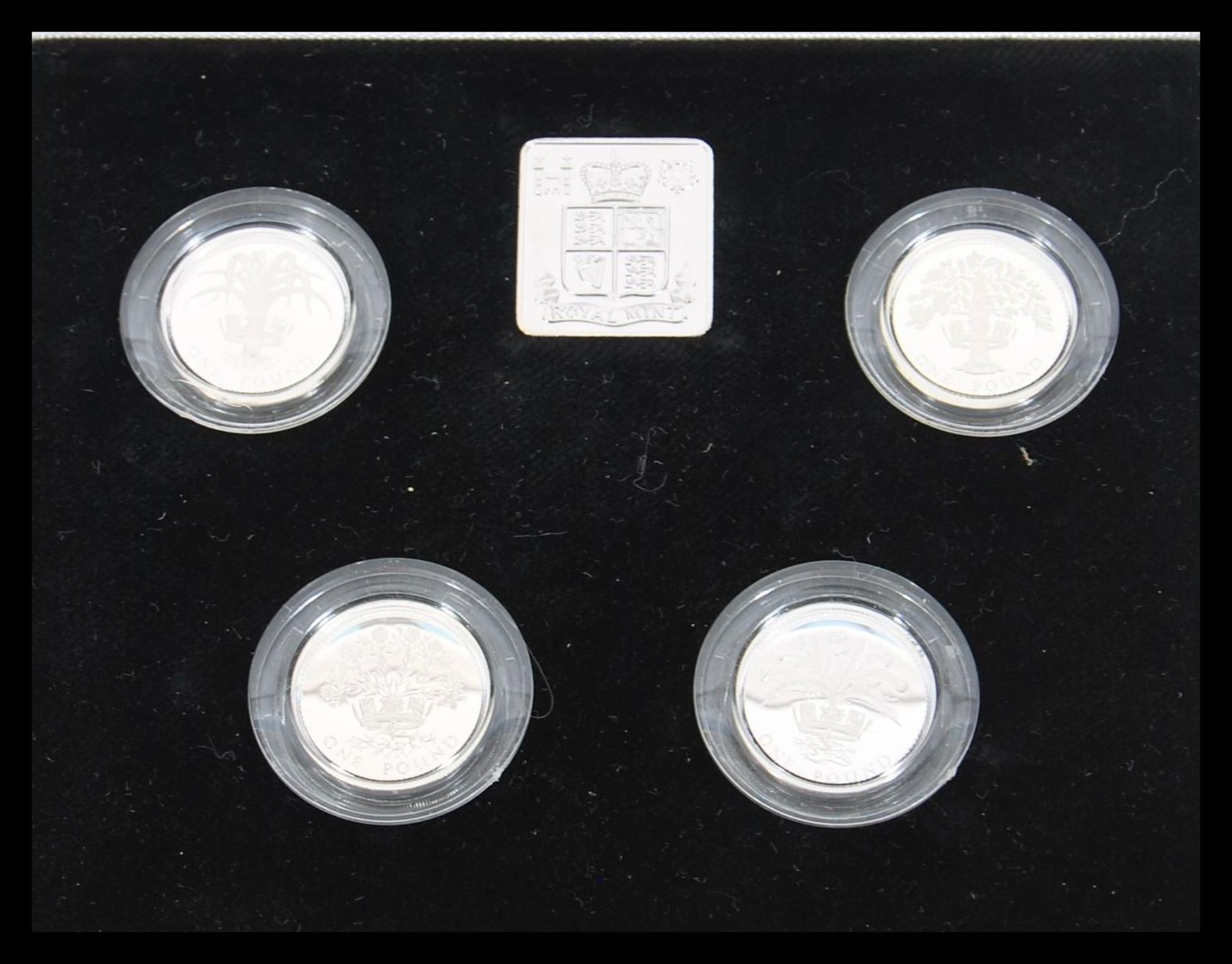 A collection of 20th Century proof and specimen coins, to include 1953 coin set, 1937 specimen coins - Bild 4 aus 8