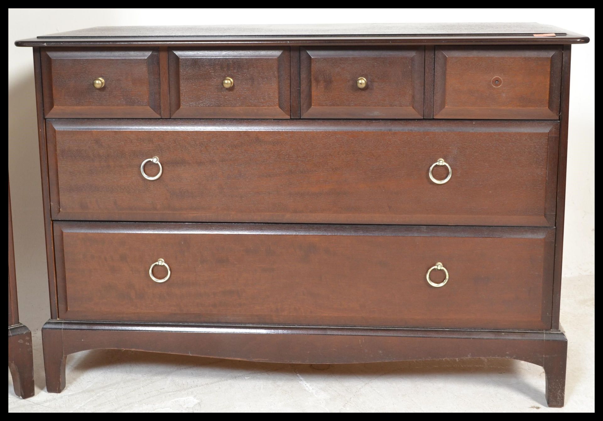 A Stag Minstrel mahogany tallboy chest of four long and three short drawers together with a matching - Bild 3 aus 6