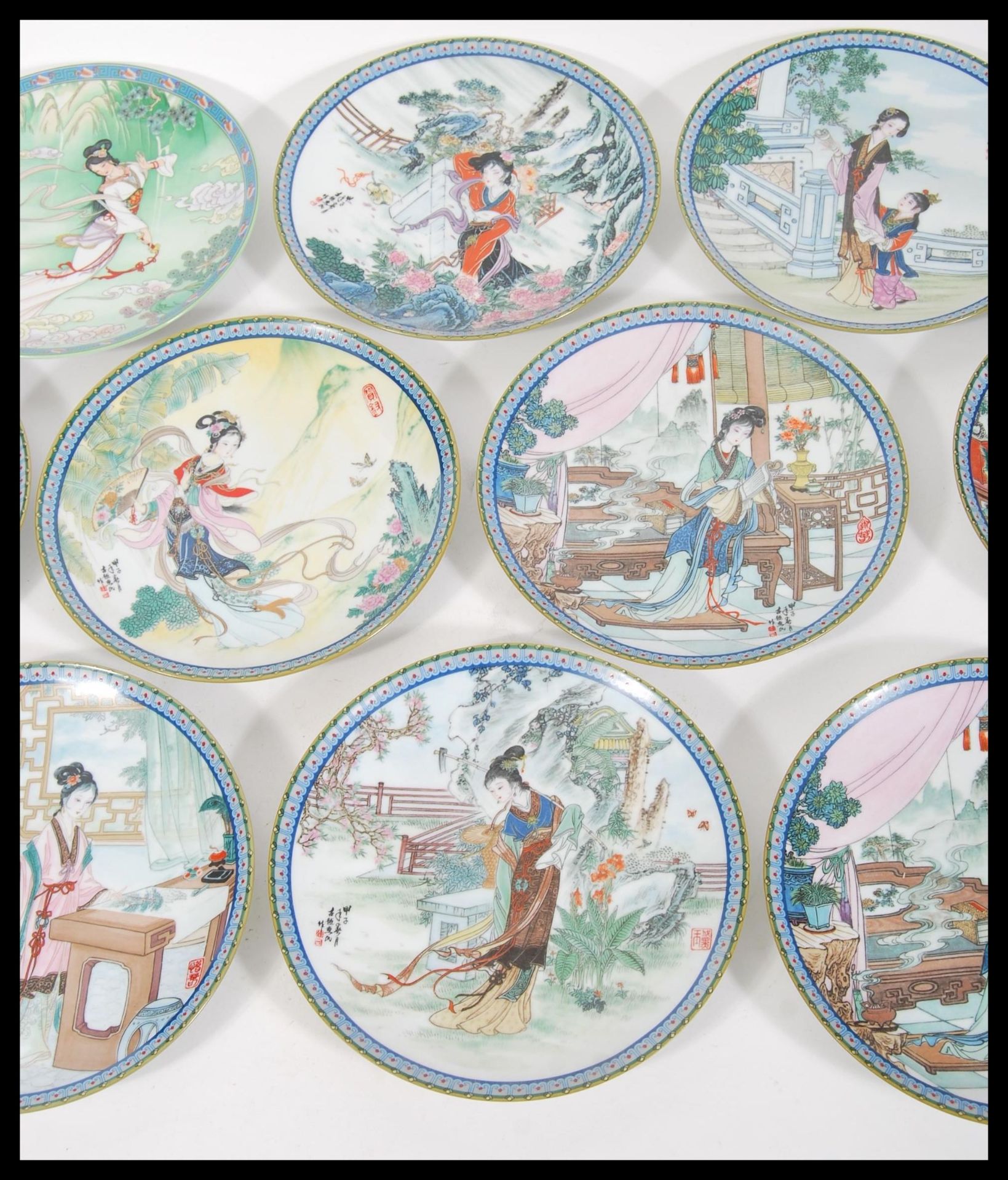 A collection of twelve 1989 Imperial Jingdezhen porcelain decorative collectors plates, depicting - Image 3 of 6