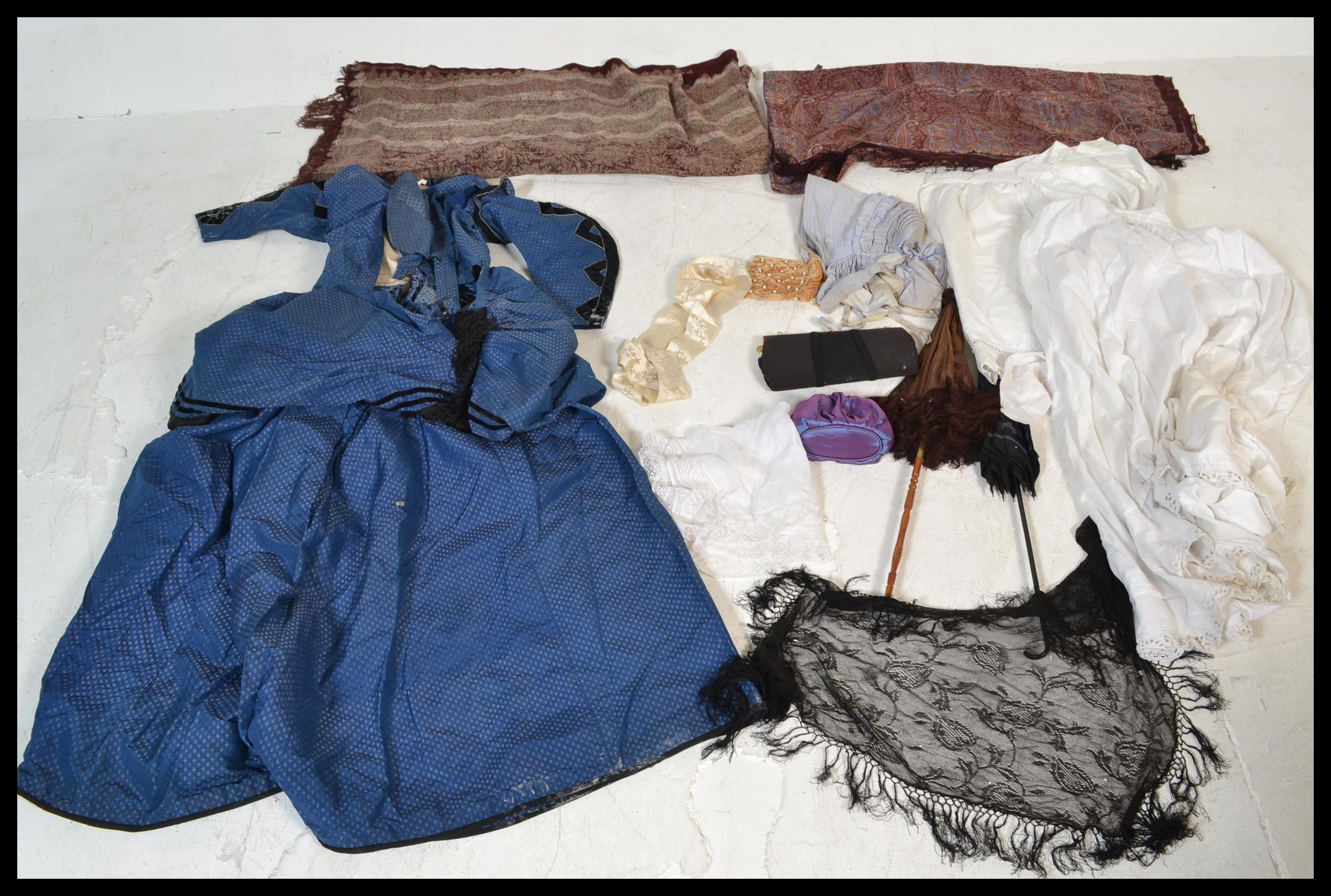 A collection of vintage and antique ladies  clothing dating from the late 19th Century to include - Image 2 of 7