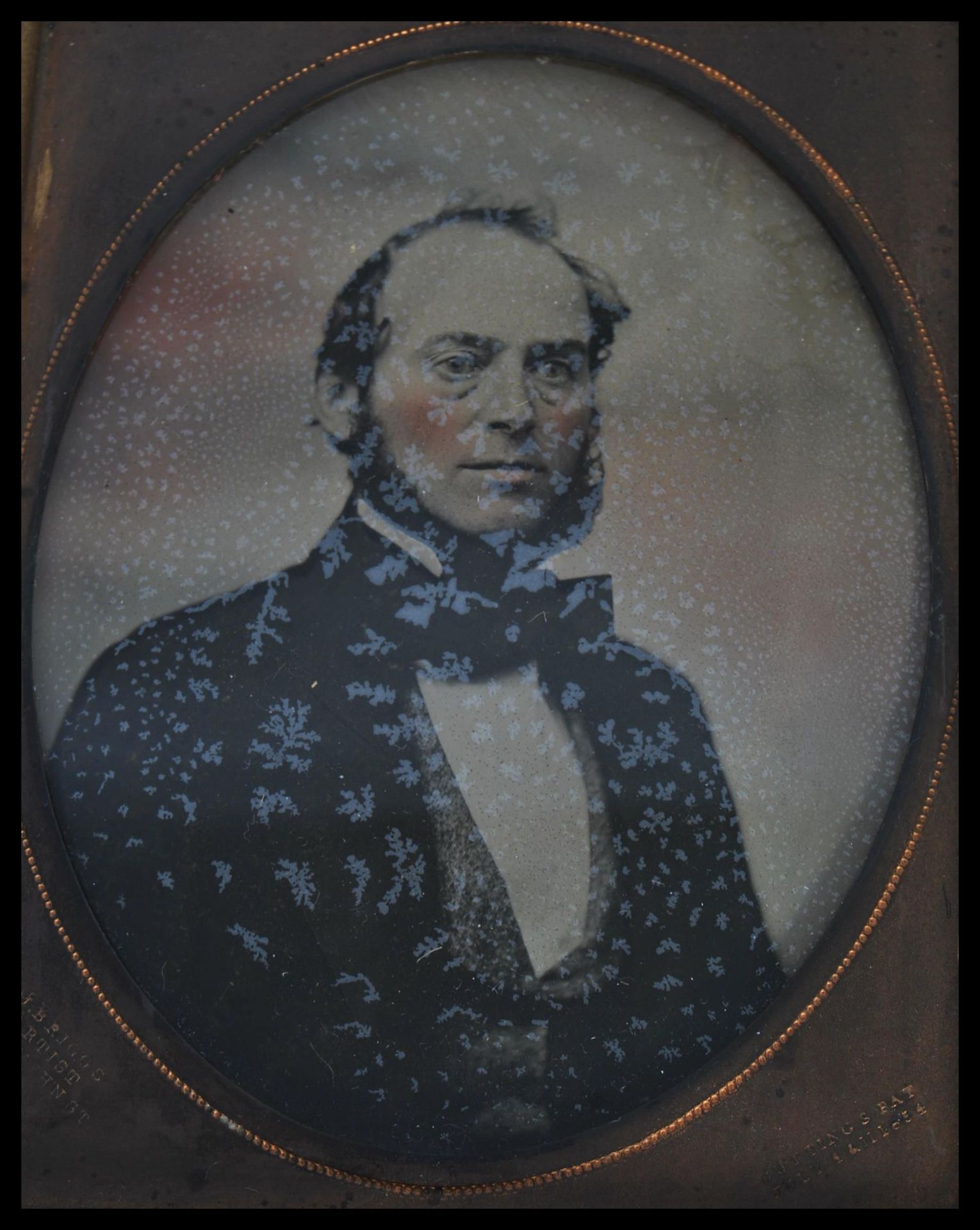 A pair of 19th Century Victorian wet plate photographs of a man and wife set within gilt frames with - Bild 2 aus 6