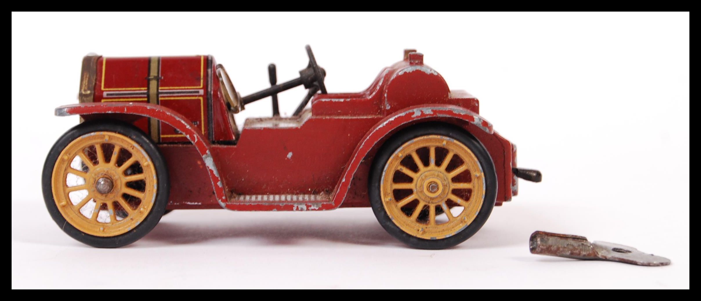 VINTAGE SCHUCO CLOCKWORK MECHANICAL WIND UP TOY CAR 1036/1 - Image 2 of 4