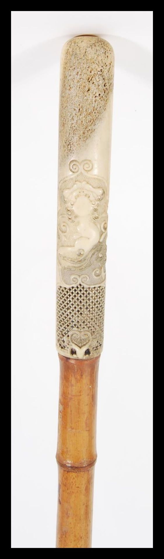 A 19th Century Chinese Cantonese bone handled partial parasol having a carved bone handle - Bild 5 aus 7