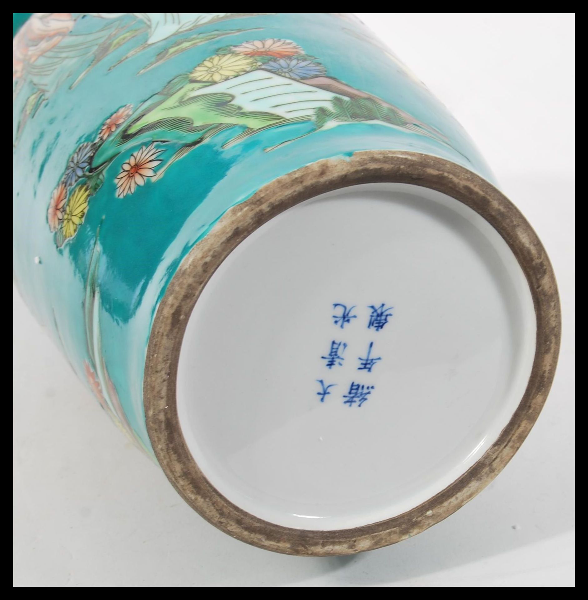 A 20th Century Chinese large porcelain temple vase having teal ground with hand painted and - Image 5 of 5