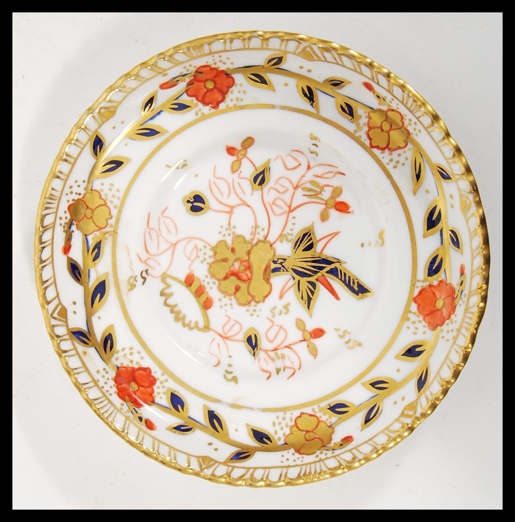 A set of six Royal Crown Derby Imari A 462 pattern tea cups and saucers having hand painted floral - Image 3 of 4