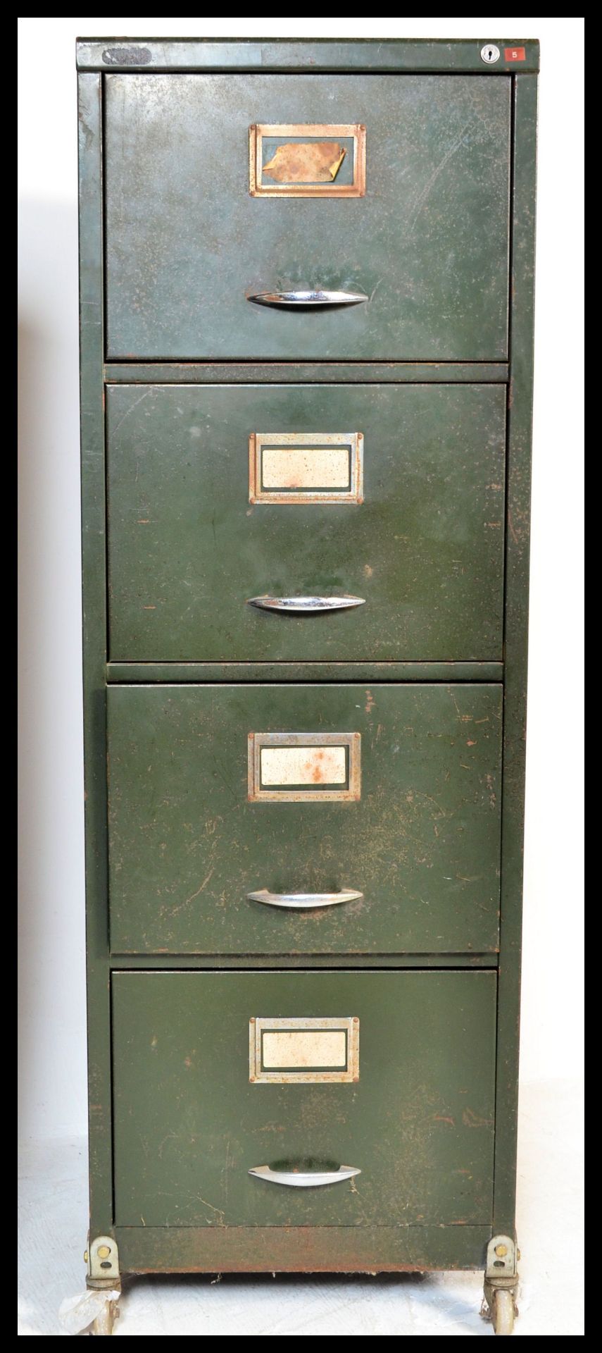 Two vintage 20th Century industrial metal filing cabinets,to include an eleven drawer cabinet by - Bild 3 aus 6