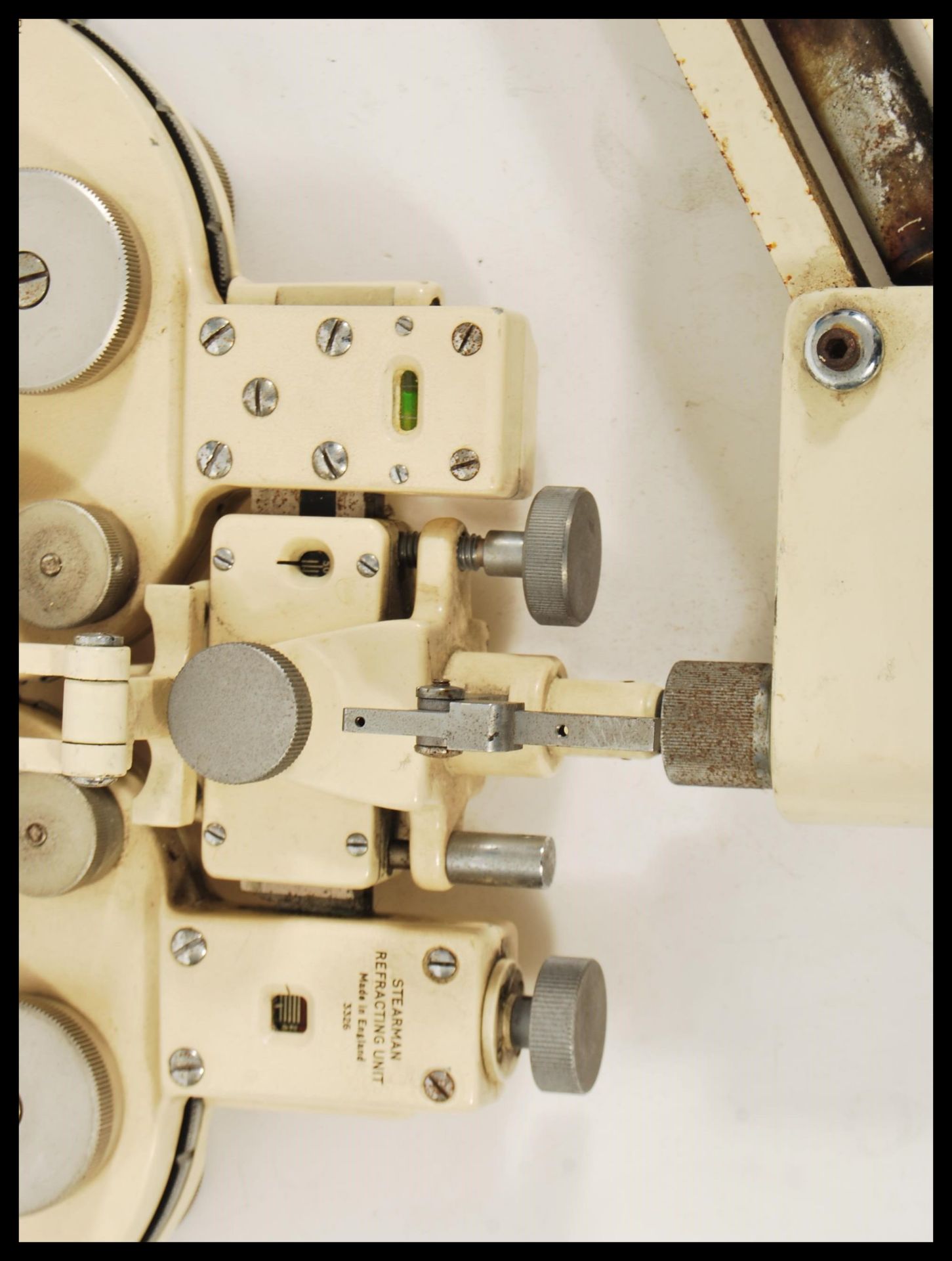A vintage 20th Century Scientific Optical opticians Stearman Refracting unit Phoropter with original - Bild 3 aus 4