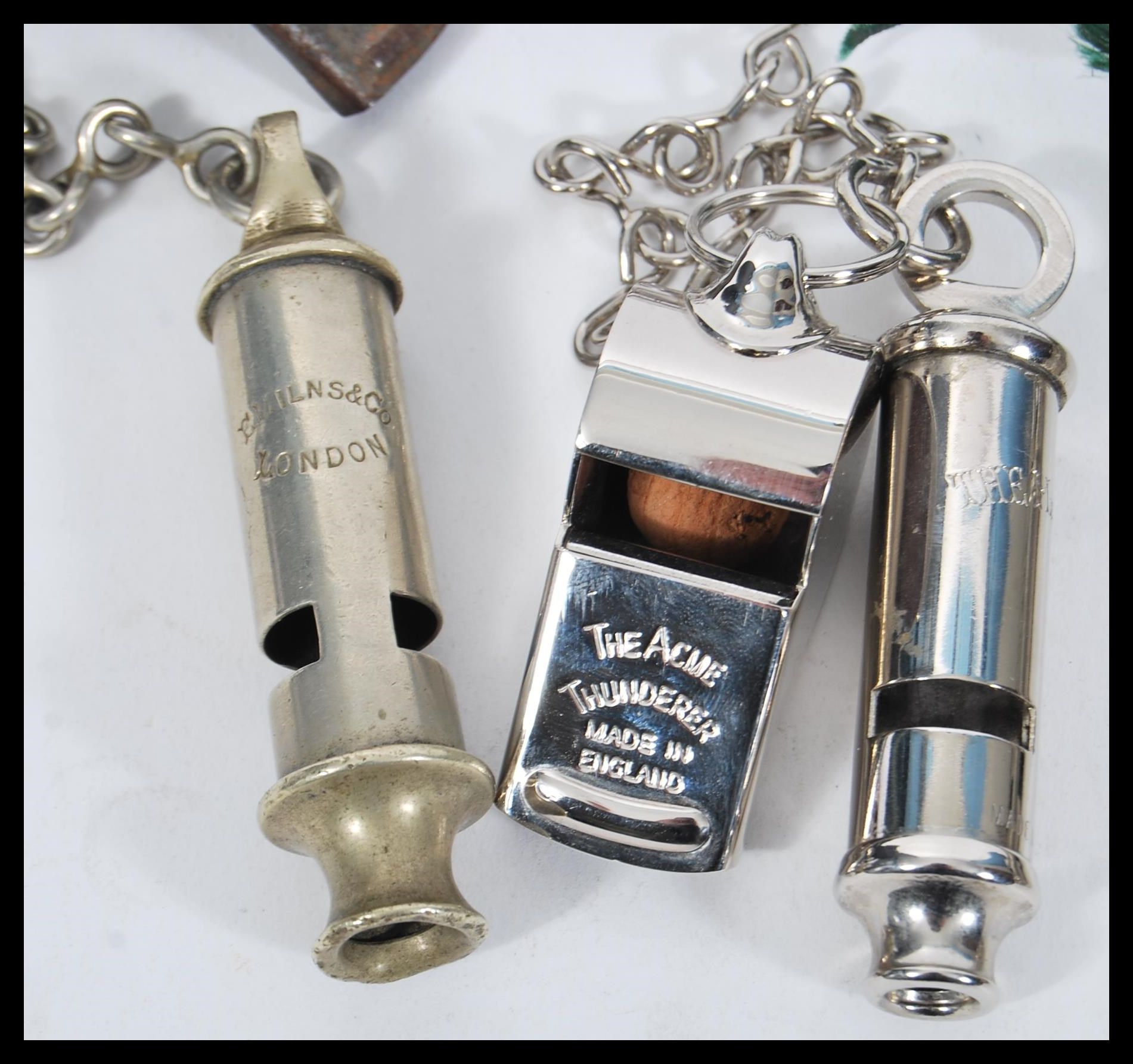 A collection of vintage early 20th Century whistles to include GWR railway, Military, Police, - Image 3 of 7