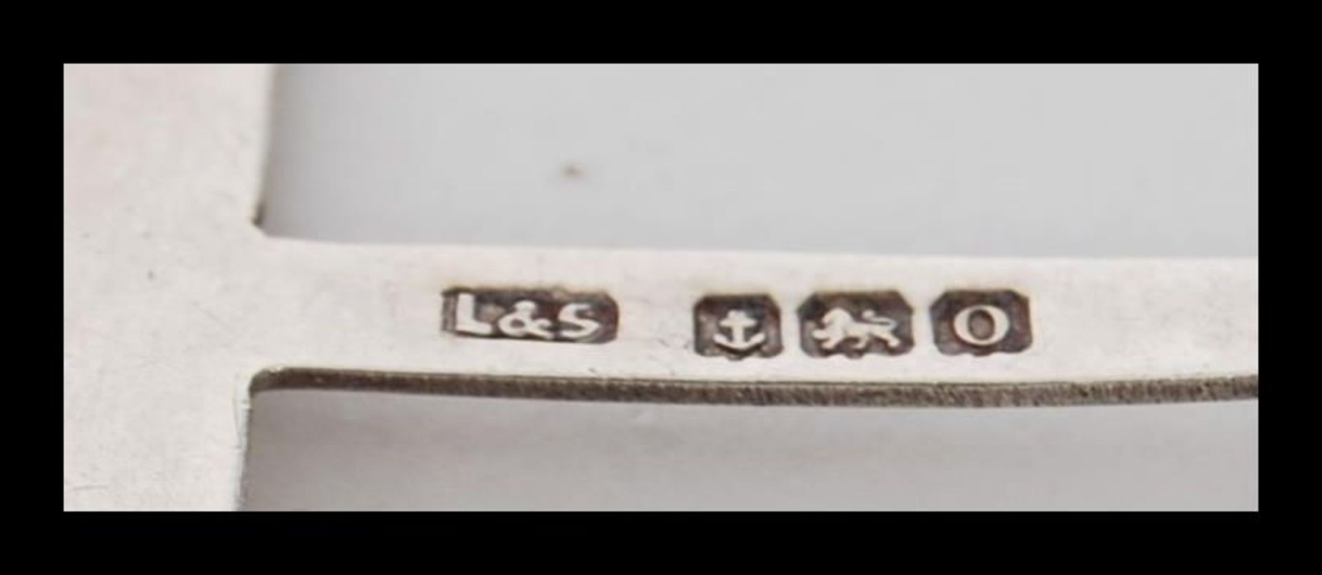 An early 20th Century hallmarked silver scarf buckle by Levi & Salaman being hallmarked for - Image 3 of 3