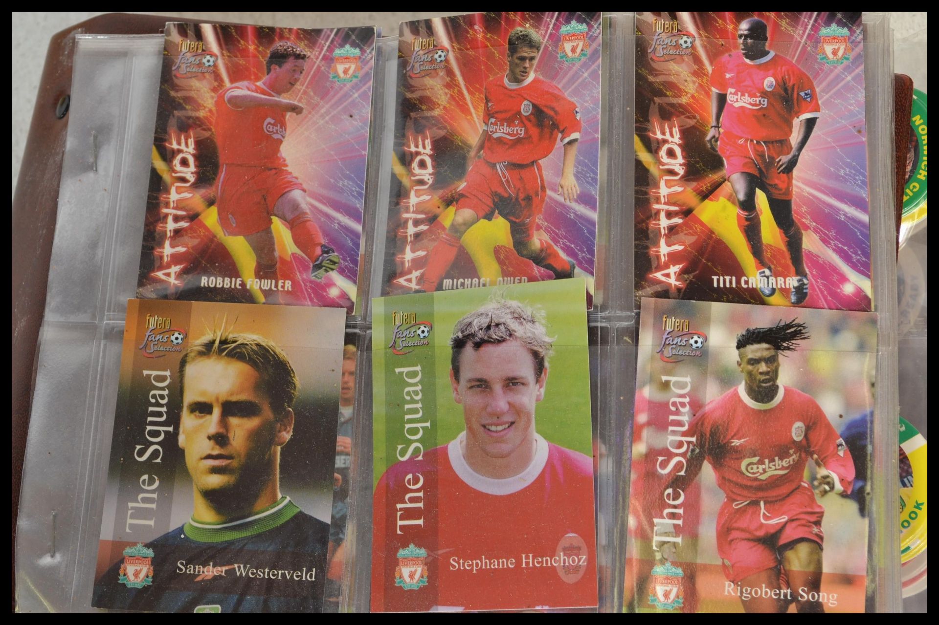 A large collection of football trade cards to include two albums of Merlin's magicaps, Merlin's - Bild 4 aus 7