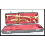 Musical Instruments. A good modern Yamaha trumpet complete in the original carry case. Measures 49cm