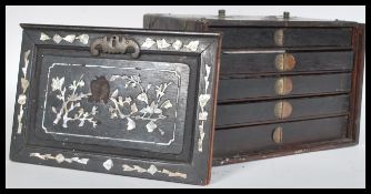 An early 20th Century Chinese Mahjong game set com