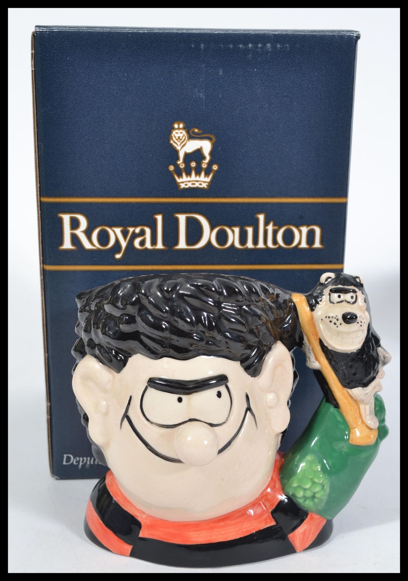 A collection of Royal Doulton cartoon character jugs to include Dennis and Gnasher D7032, Minnie the - Bild 2 aus 5