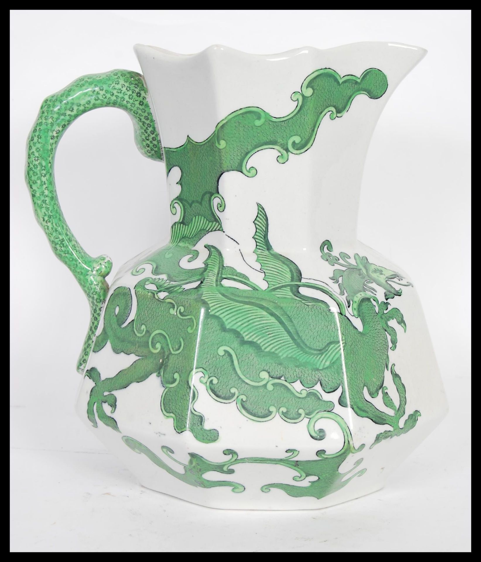 A 19th Century Victorian Mason's / Masons Ironstone hydra jug or water pitcher in the Green Dragon - Bild 3 aus 5