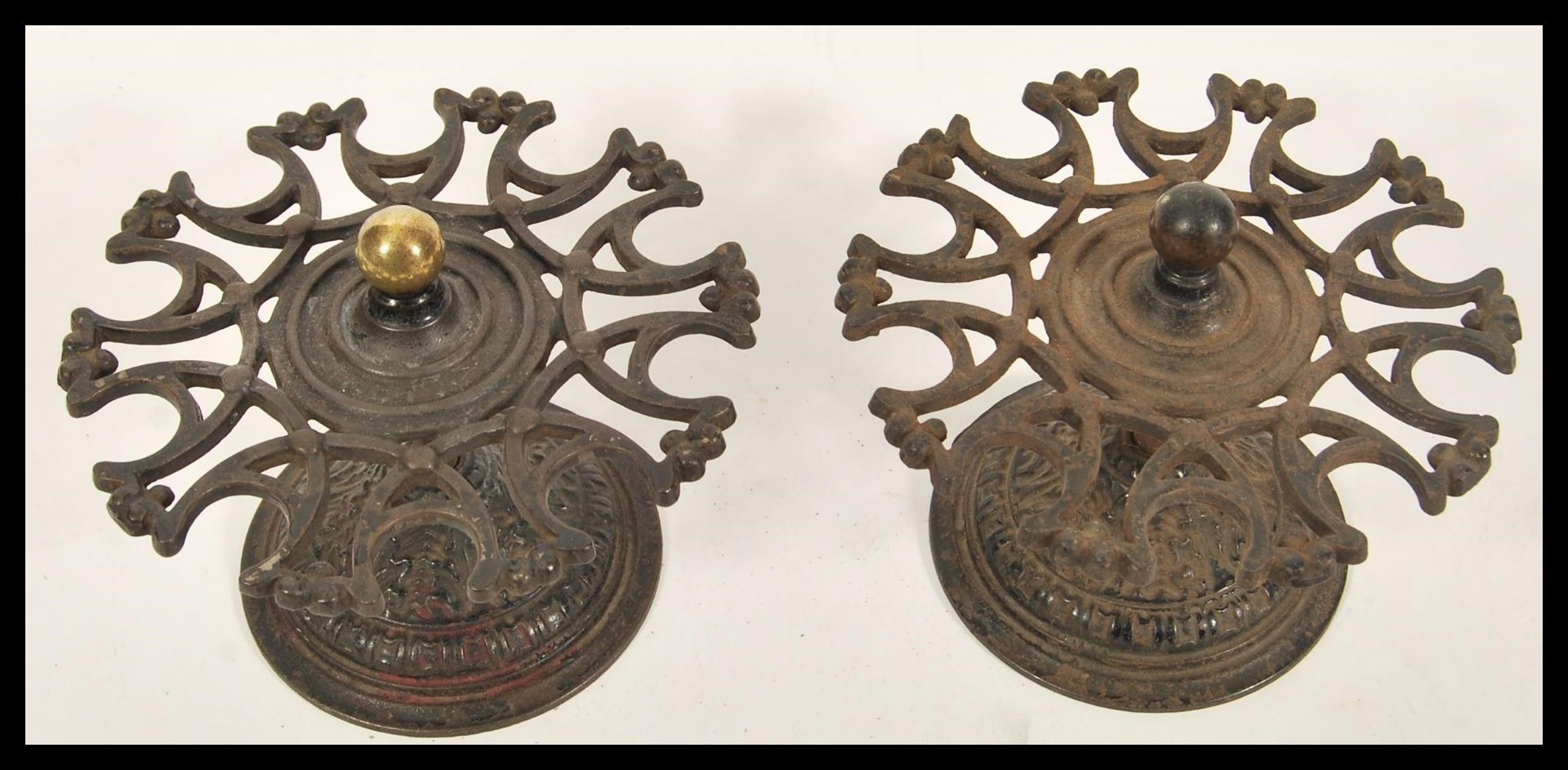 A pair of 19th Century Victorian cast metal stamp holders of circular form having shaped upper - Bild 2 aus 4