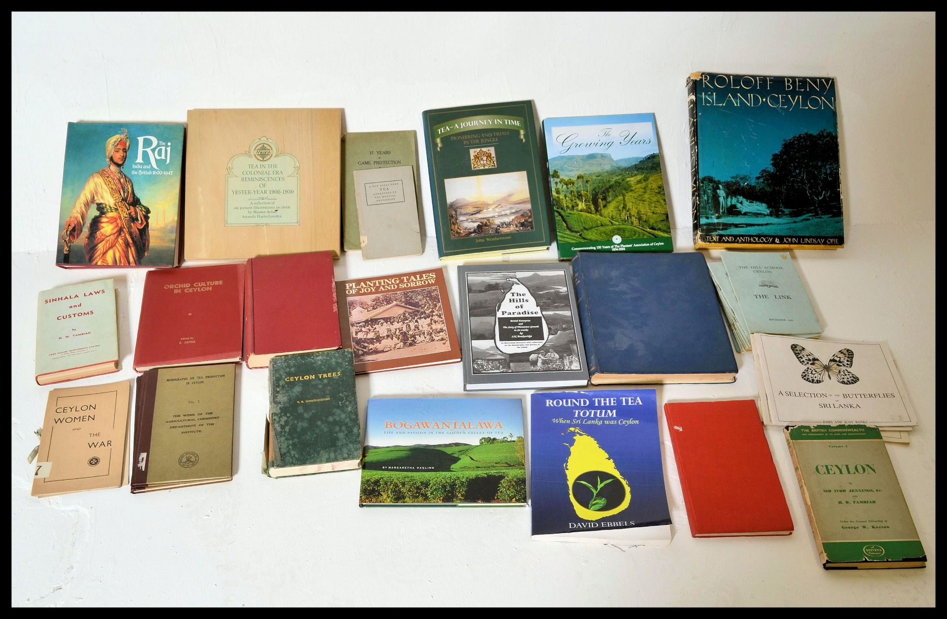 Ceylon / Sri Lankan History - A selection of books dating from the early 20th century onwards
