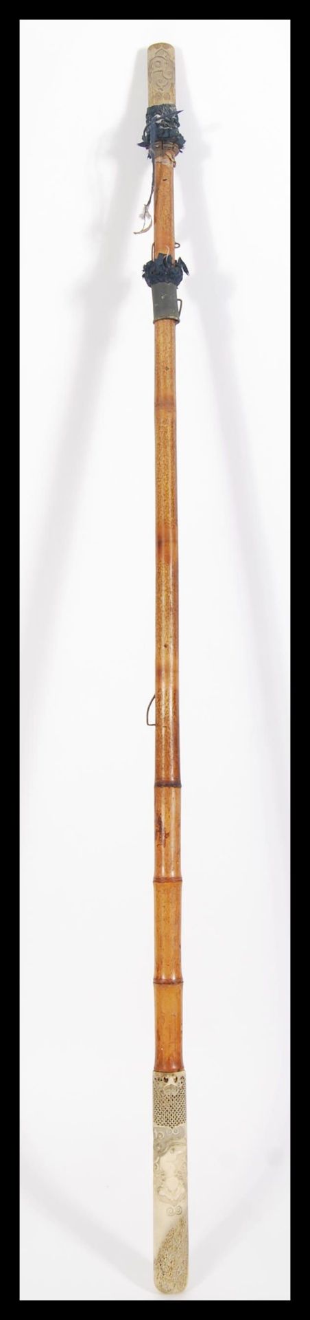 A 19th Century Chinese Cantonese bone handled partial parasol having a carved bone handle - Bild 7 aus 7