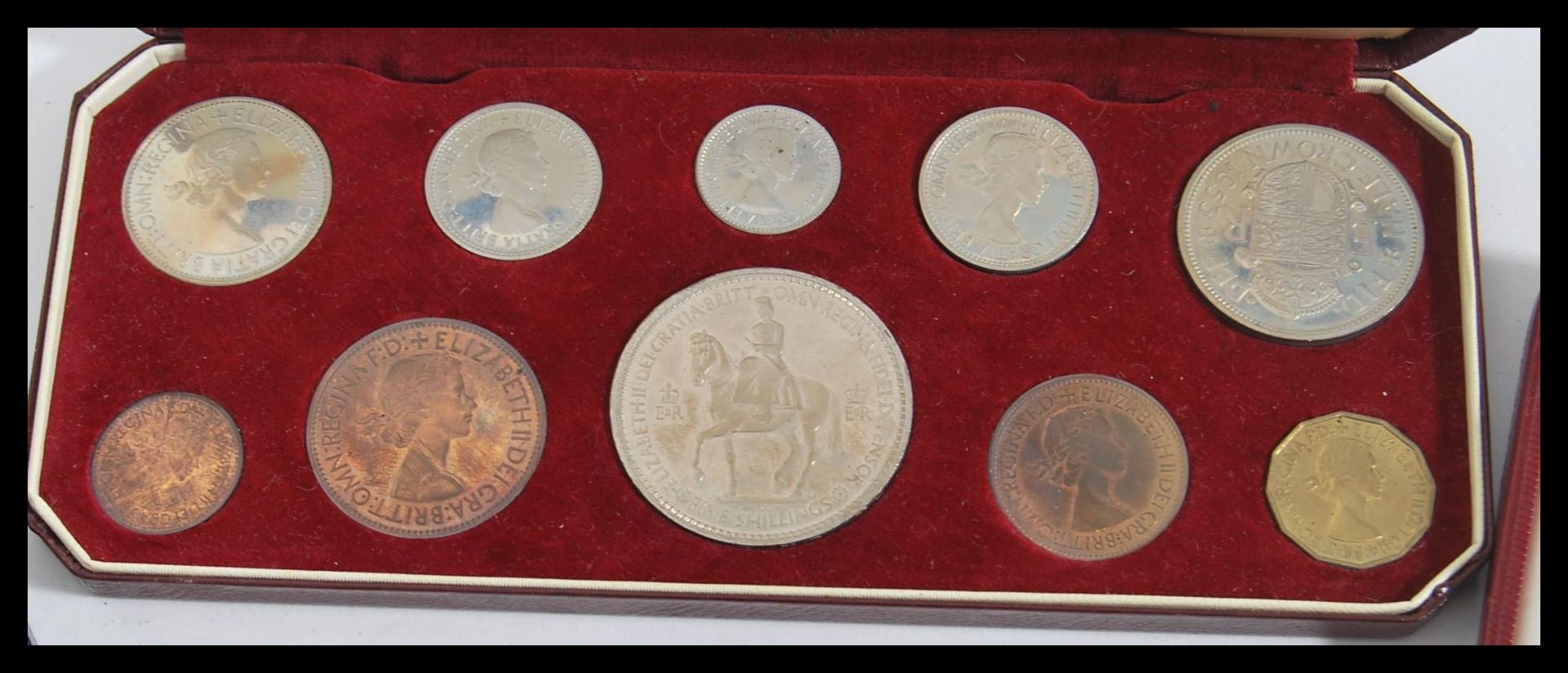 A collection of 20th Century proof and specimen coins, to include 1953 coin set, 1937 specimen coins - Bild 5 aus 8
