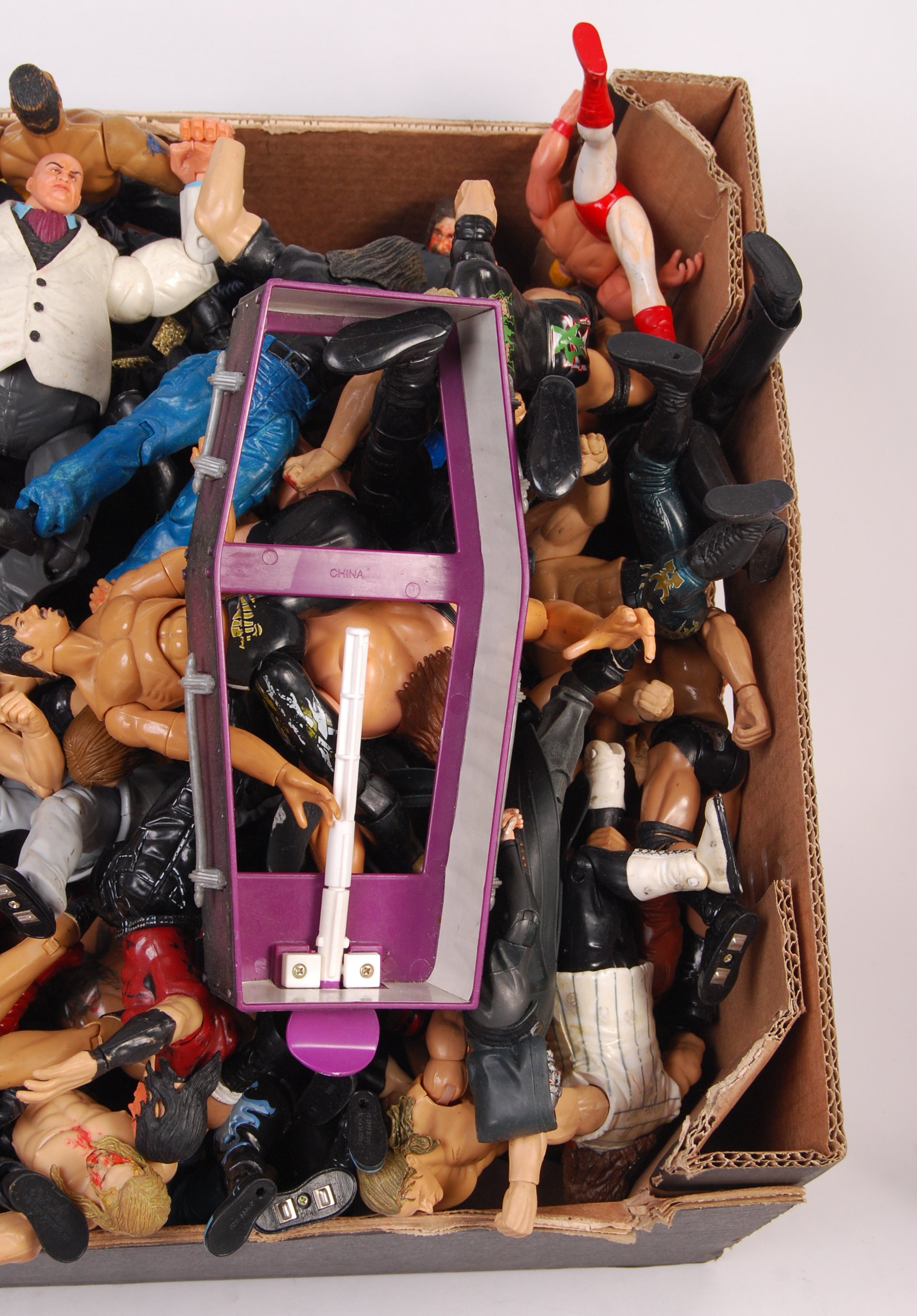 LARGE COLLECTIONS OF JAKKS PACIFIC WWE WRESTING ACTION FIGURES - Image 4 of 4