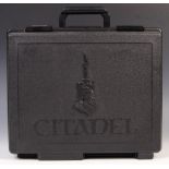 WARHAMMER - CITADEL CARRY CASE & FIGURES