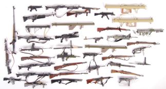 1/6 SCALE COLLECTION - COLLECTION OF 1:6 SCALE WEAPONS / GUNS