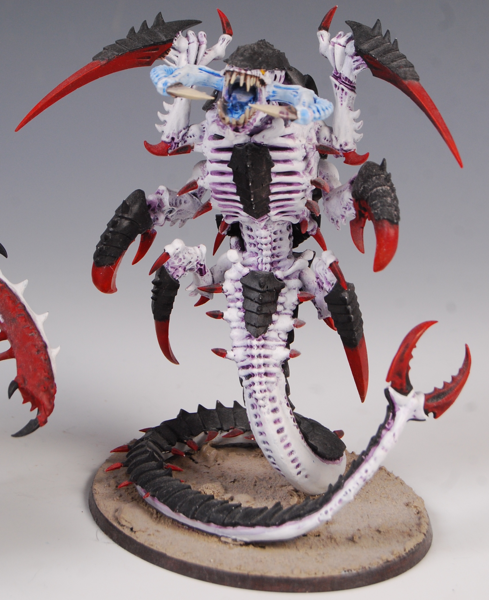 WARHAMMER 40K GAMES WORKSHOP TYRANID MODELS / FIGURES - Image 3 of 4