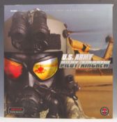 1/6 SCALE COLLECTION - US ARMY PILOT MILITARY ACTION FIGURE