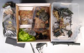 1/6 SCALE COLLECTION - ASSORTED WWII FIGURE ACCESSORIES