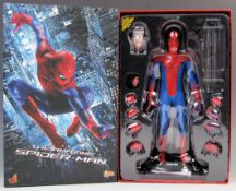 HOT TOYS - THE AMAZING SPIDER-MAN 1/6 SCALE ACTION FIGURE