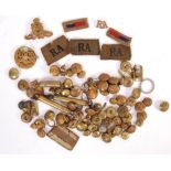 COLLECTION OF ASSORTED MILITARY UNIFORM BUTTONS & PATCHES