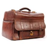 ANTIQUE BRISTOL MANUFACTURED DOCTOR'S GLADSTONE BAG