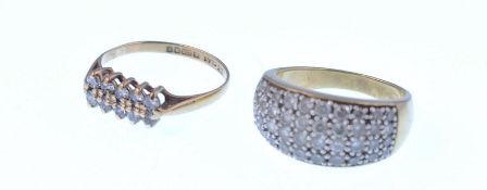 2 9CT GOLD HALLMARKED LADIES RINGS WITH PAZE SET INSET CZ STONES