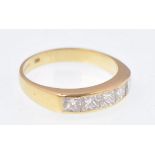 18CT YELLOW GOLD 1CT PRINCESS CUT 5 STONE DIAMOND RING